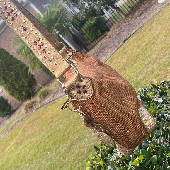 The Sak Brown bronze Crochet Handbag Embellished Shoulder Strap flower key fob - Picture 8 of 16